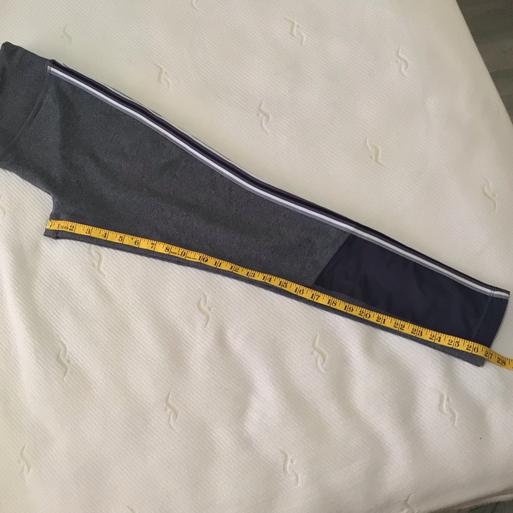 MPG Leggings Large Gray Stripe Athleisure Stretch Pants Sporty Yoga Workout - Picture 8 of 14